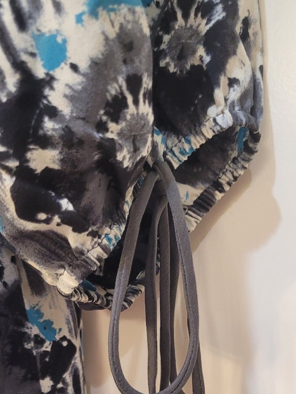 Karen Kane , size S, teal and black print - Picture 5 of 6